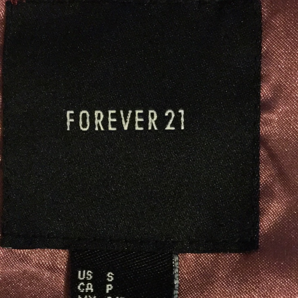 Forever 21 Mauve Plush Fur Vest Small S - Picture 11 of 11